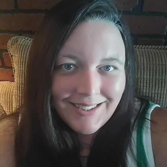 Meet your Posher, Pamela - Picture 1 of 1